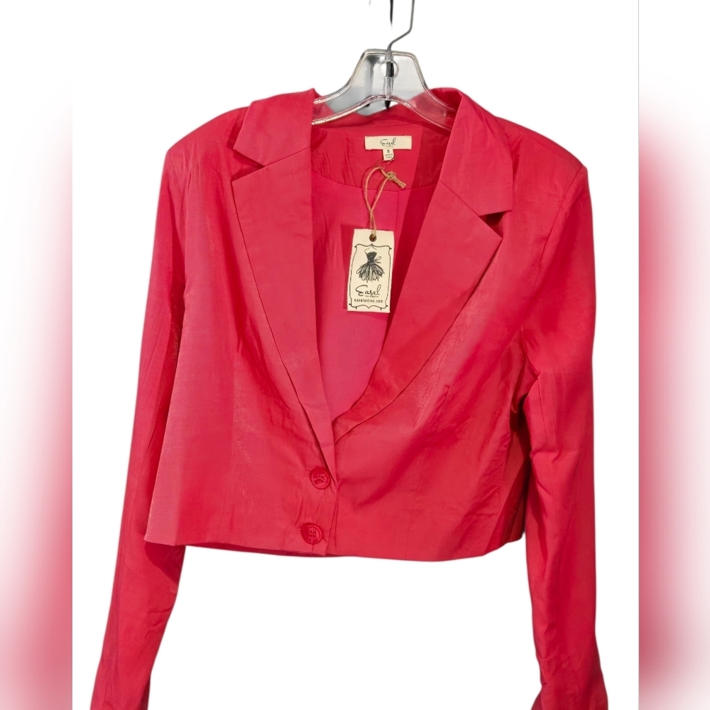 Easel Vibrant Pink Cropped Blazer